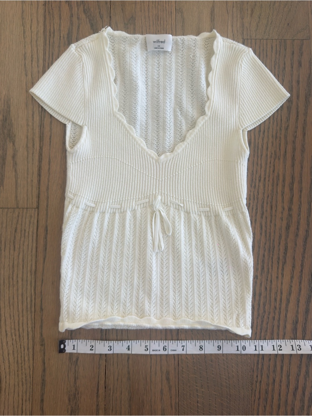 Aritzia Wilfred Cream Knit V-Neck Tie-Waist Crop Top - X-Small - Picture 4 of 6